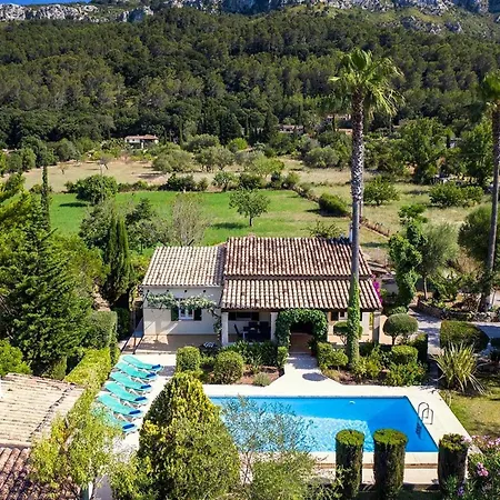 Fantastische In Einer Ruhigen Gegend In Der Naehe Von By Interhome Pollenca