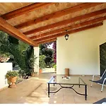 Fantastische In Einer Ruhigen Gegend In Der Naehe Von By Interhome Σπίτι διακοπών