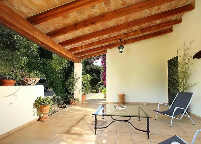 Fantastische In Einer Ruhigen Gegend In Der Naehe Von By Interhome Ferienhaus